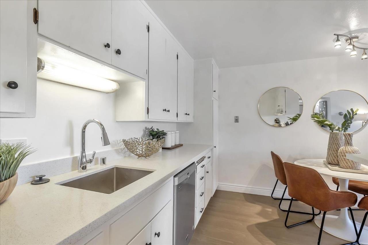 1458 Hudson ST 310