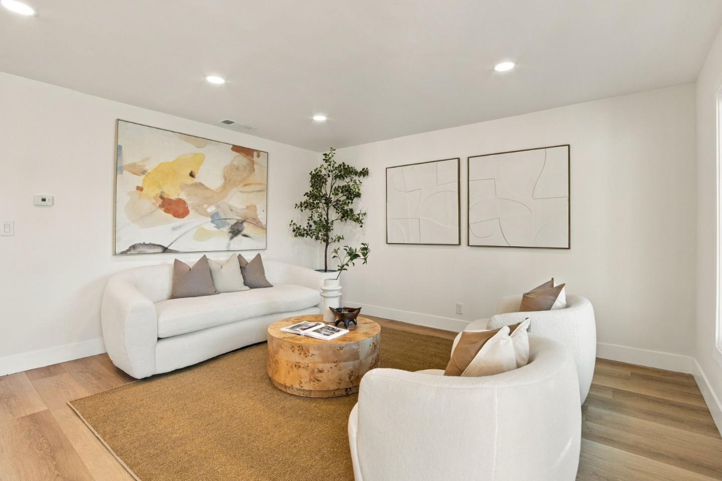 3288 Mount Wilson DR