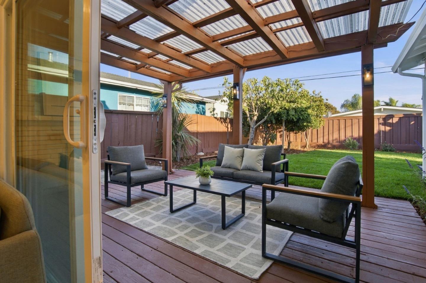 3288 Mount Wilson DR