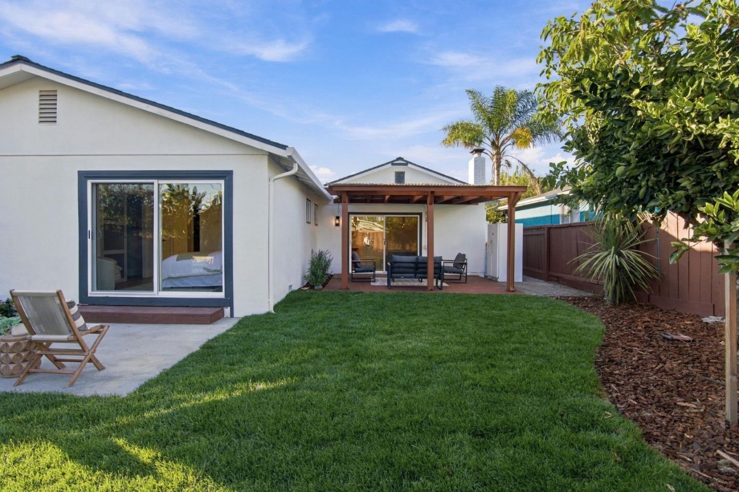 3288 Mount Wilson DR
