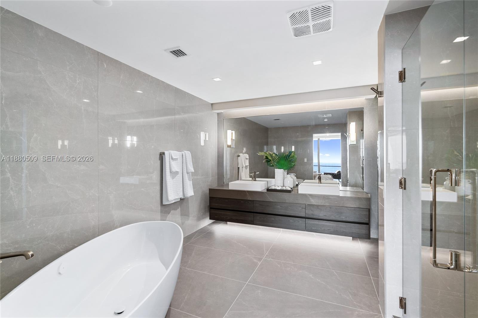1116 N Ocean Boulevard 1404