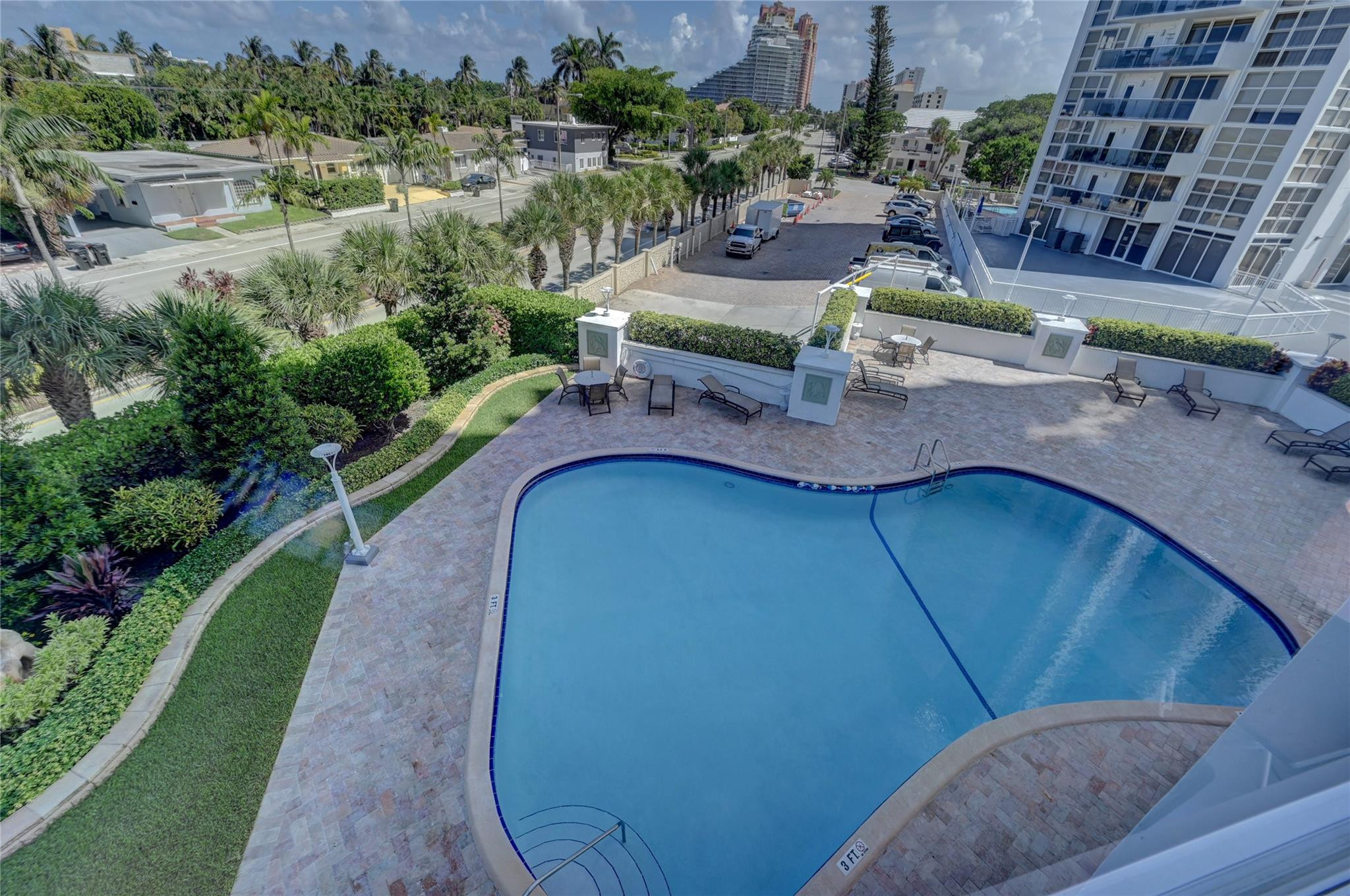 2715 N Ocean Blvd 12C