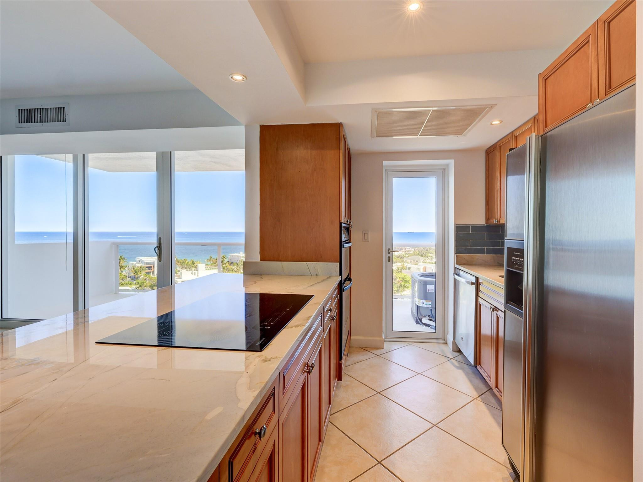 2715 N Ocean Blvd 12C