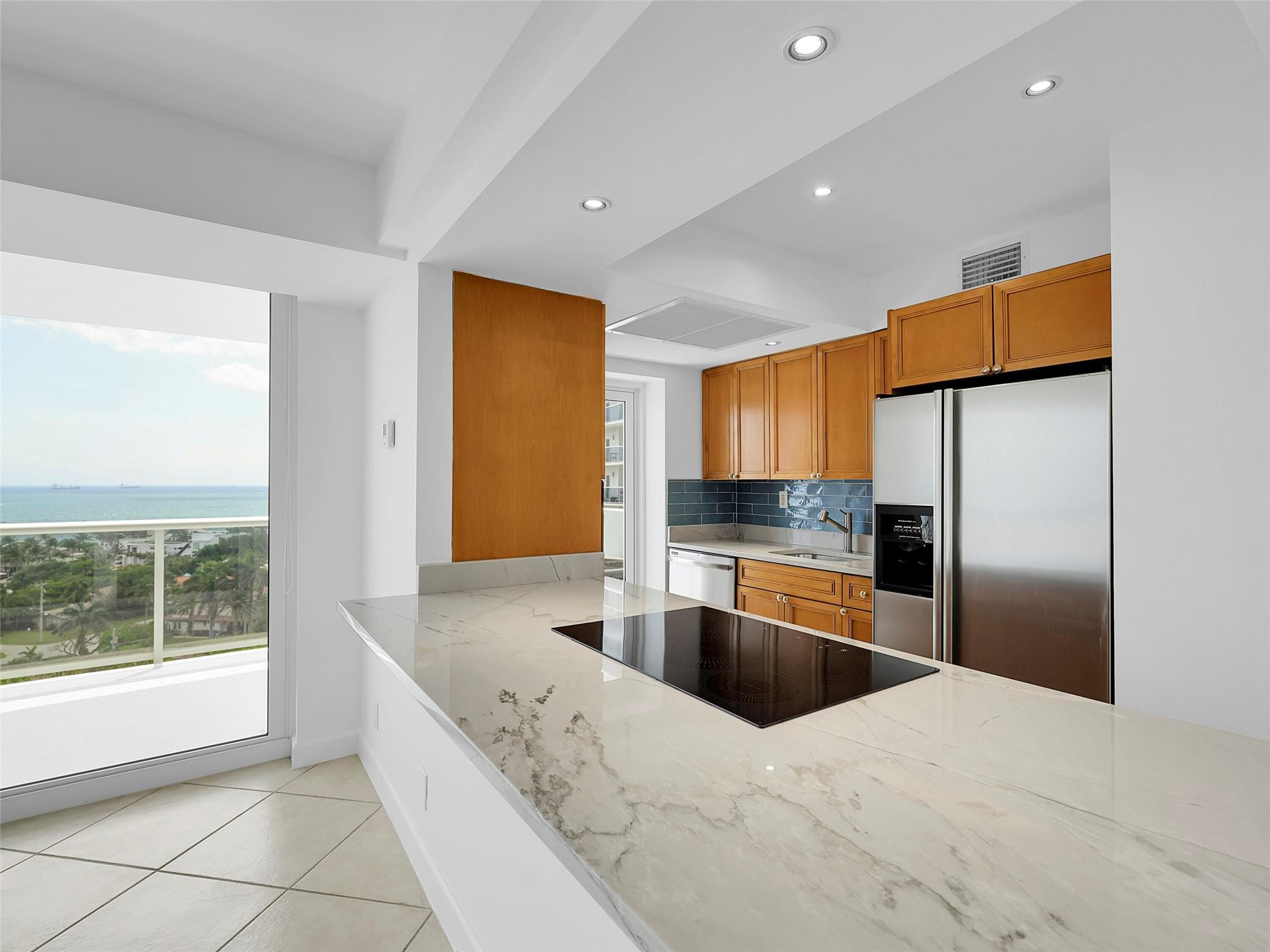 2715 N Ocean Blvd 12C