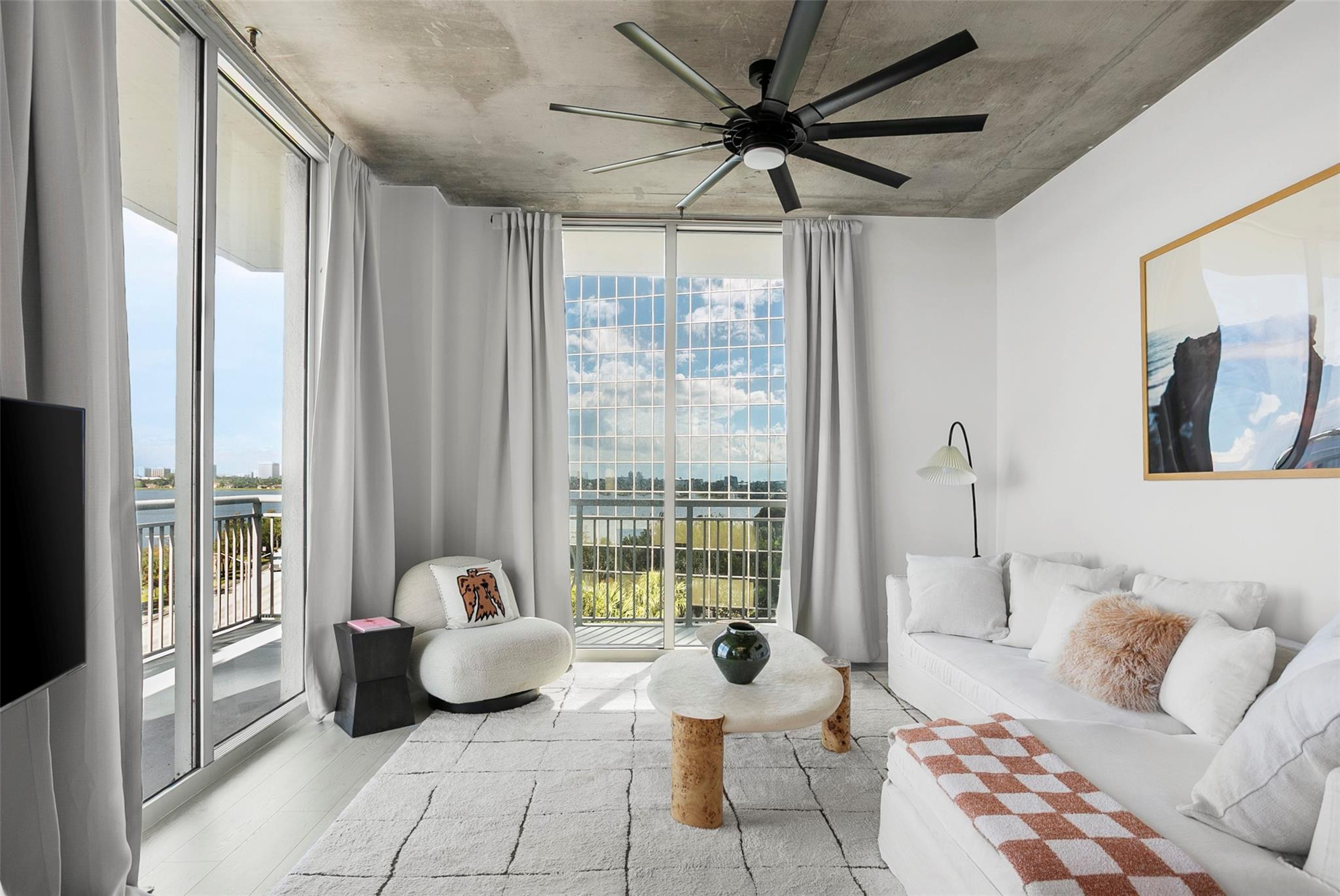 300 S Australian Ave 507