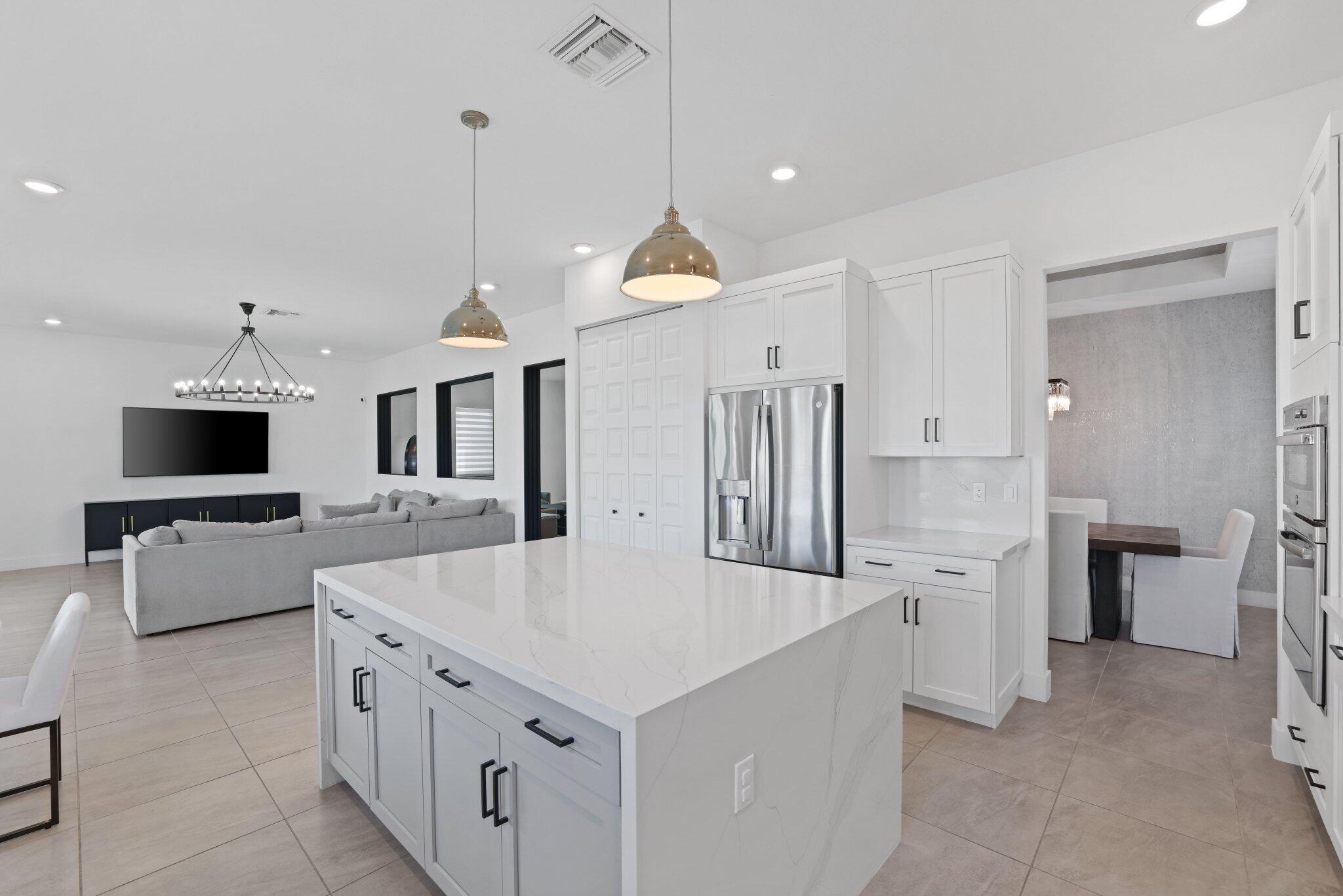 10795 Passage Way