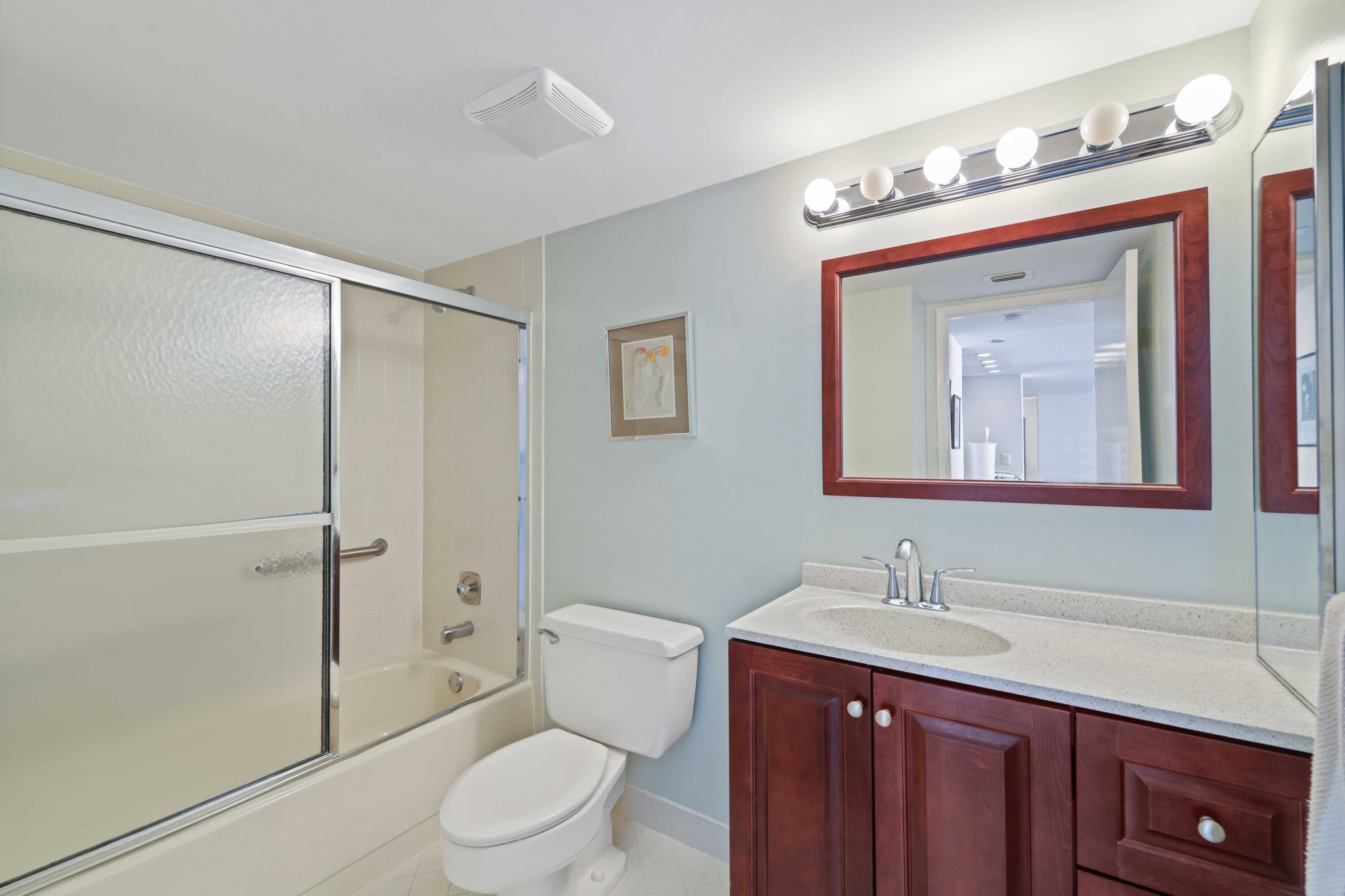 3400 S Ocean Boulevard 8c