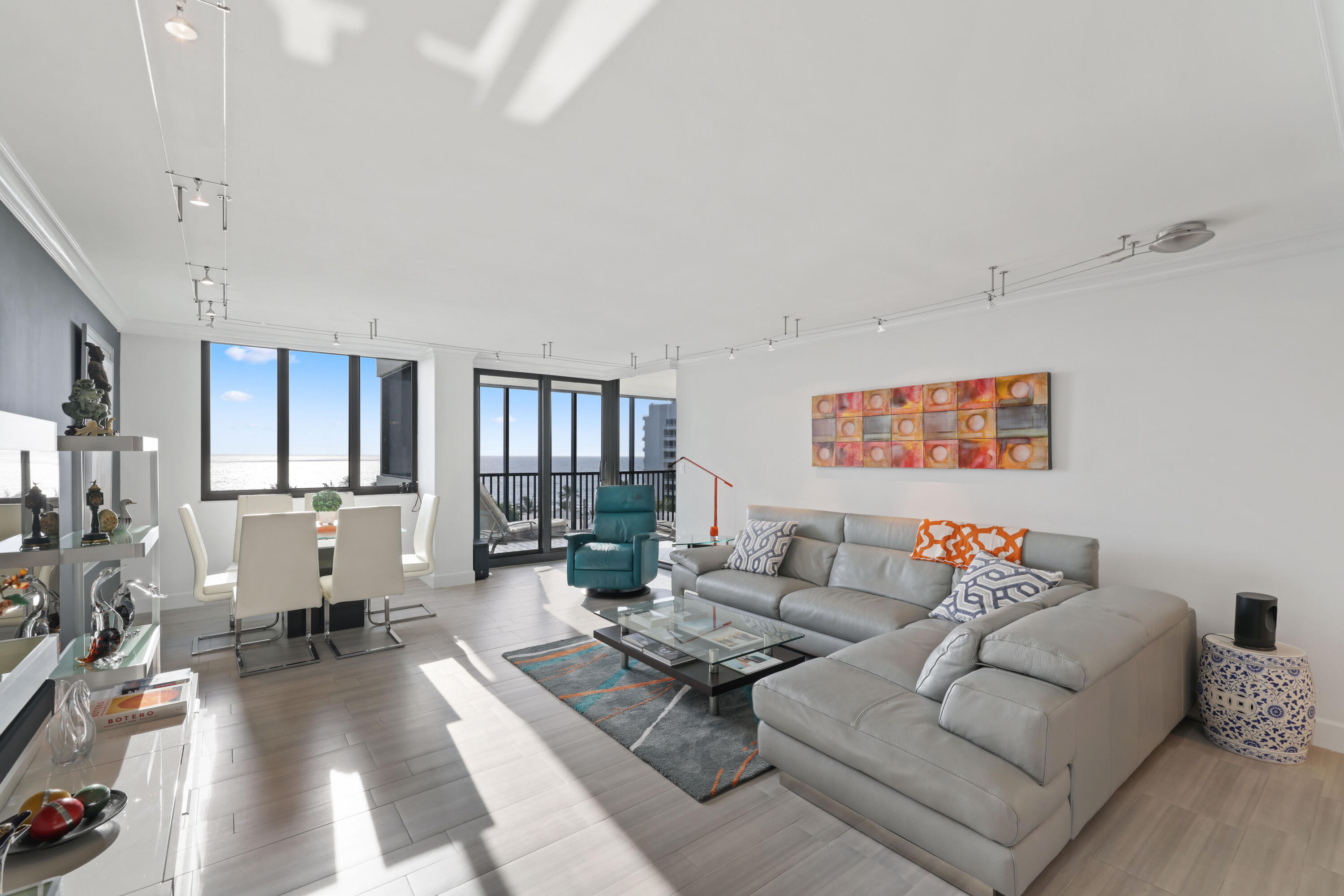 3400 S Ocean Boulevard 8c