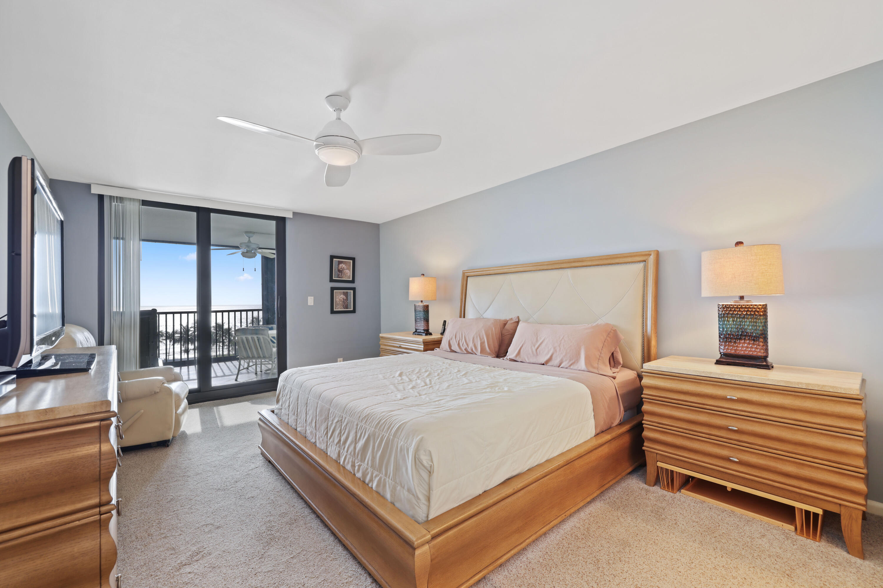 3400 S Ocean Boulevard 8c