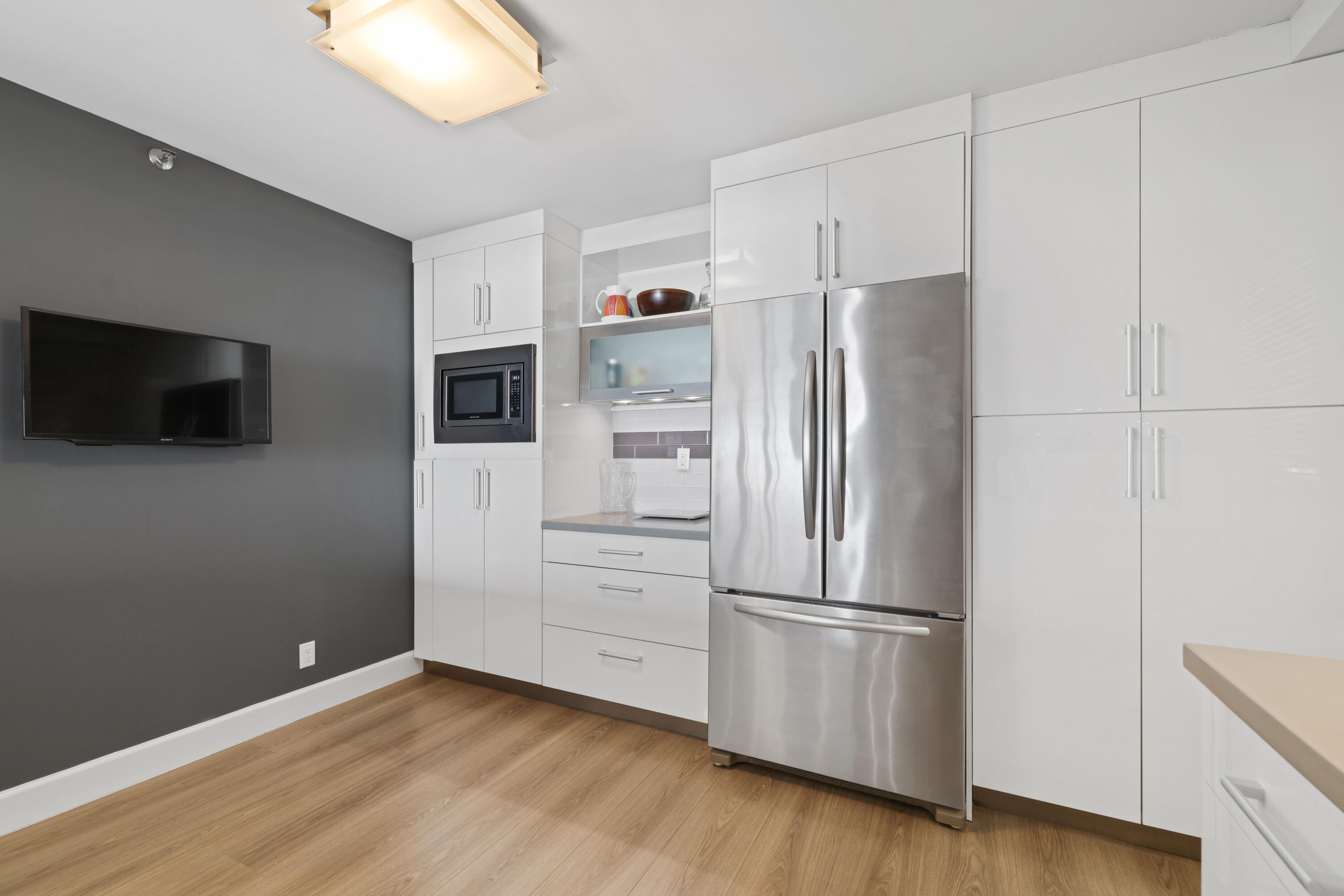3400 S Ocean Boulevard 8c