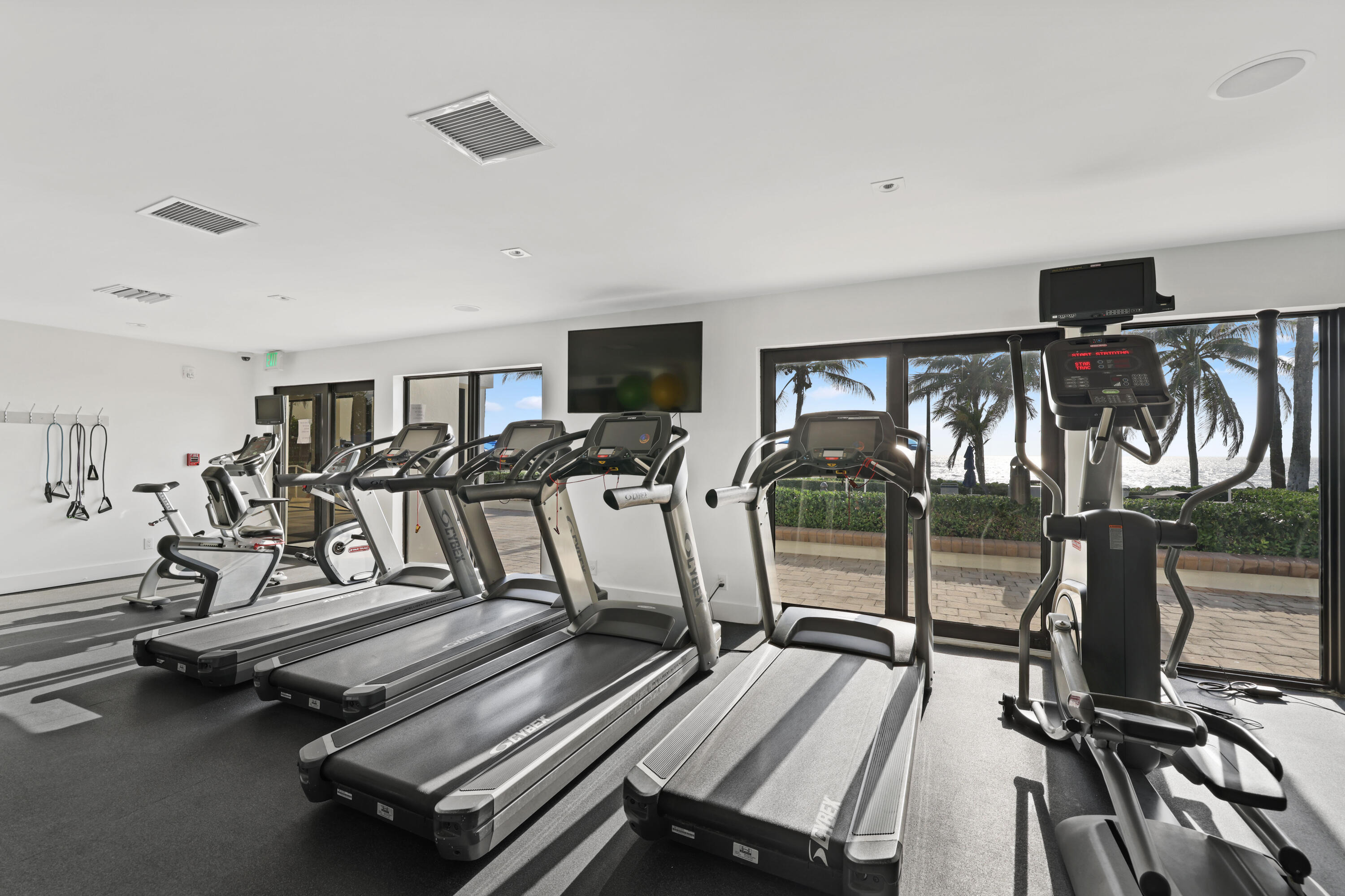 3400 S Ocean Boulevard 8c