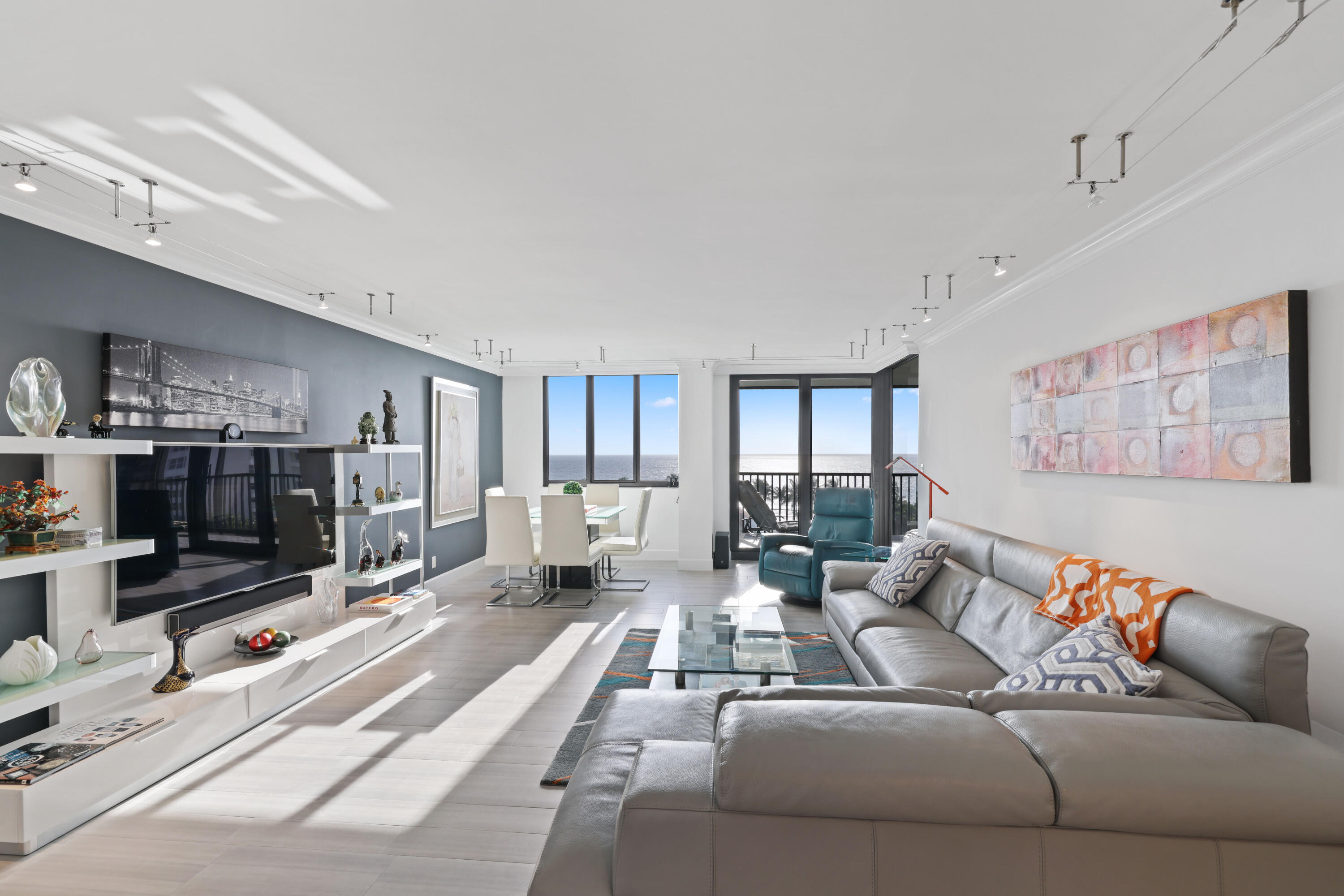 3400 S Ocean Boulevard 8c