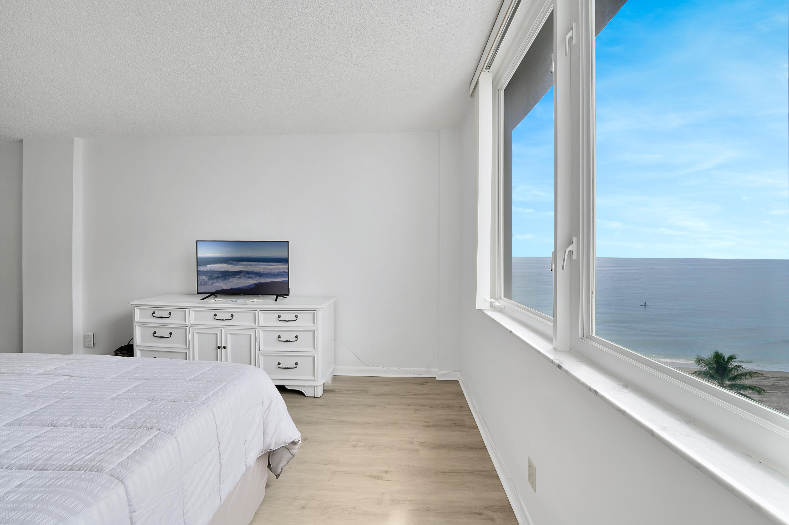 3215 S Ocean Boulevard 707