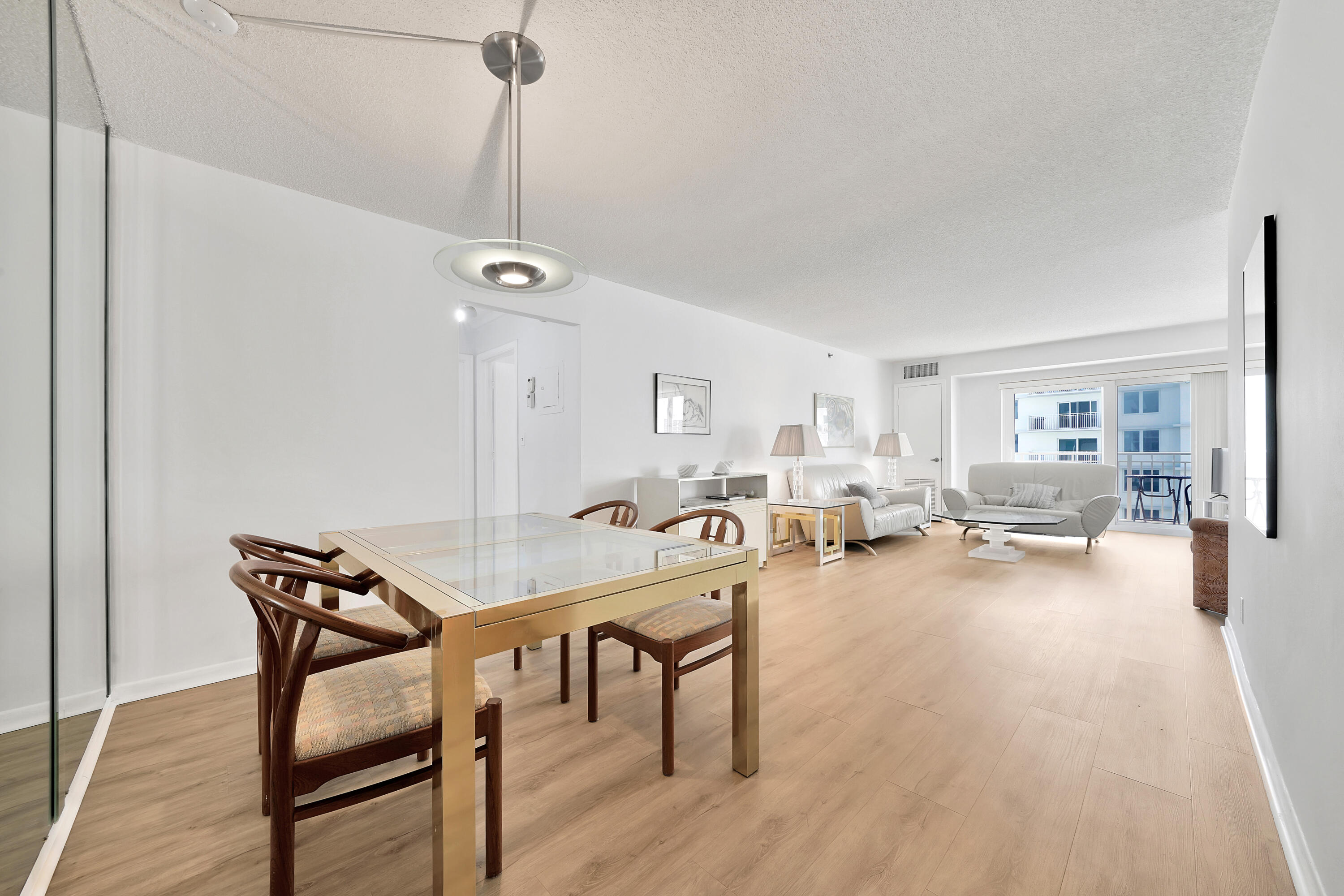3215 S Ocean Boulevard 707