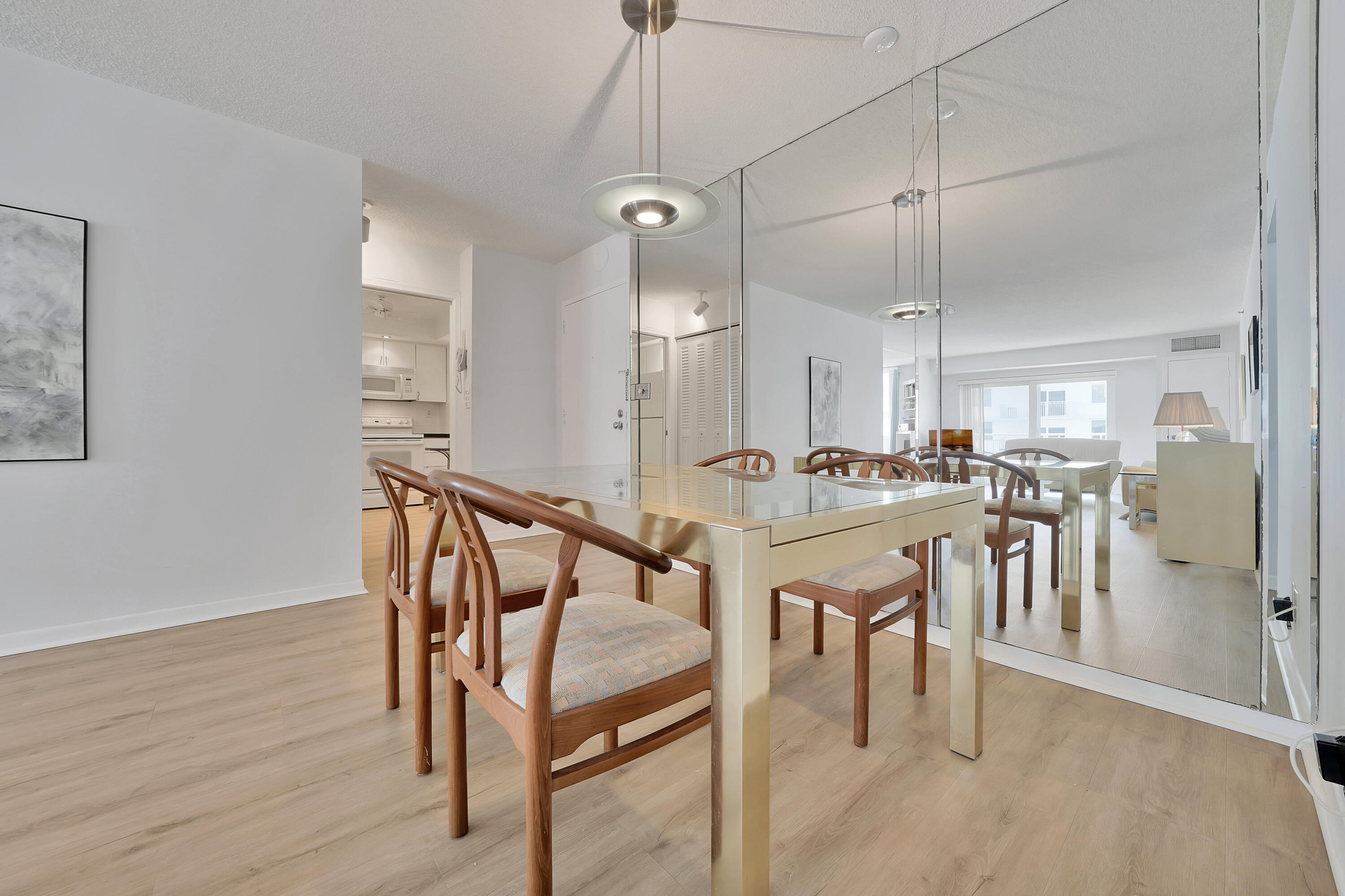 3215 S Ocean Boulevard 707