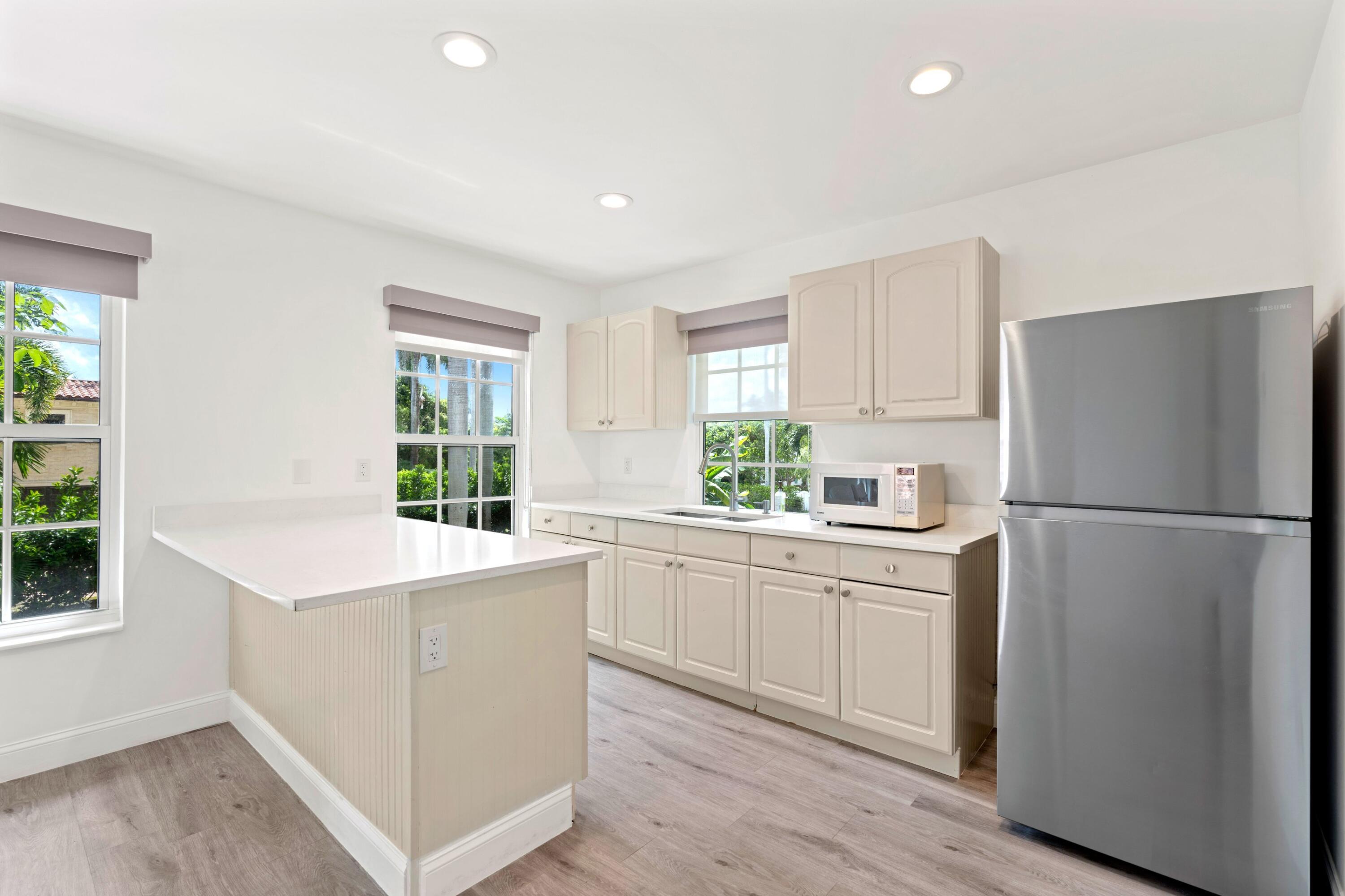 3304 N Flagler Drive