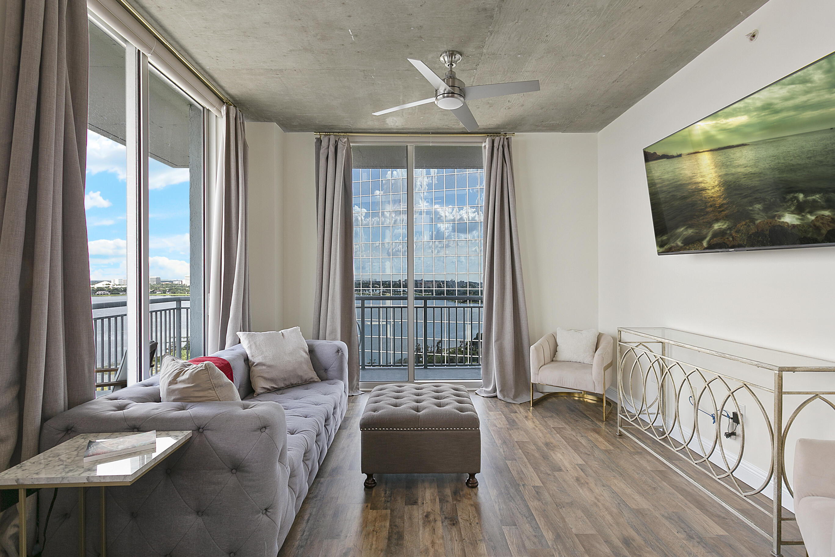 300 S Australian Avenue 1007