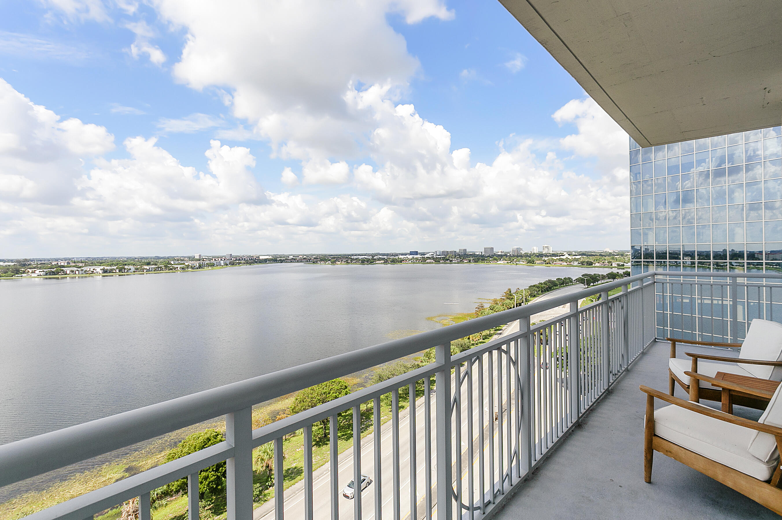 300 S Australian Avenue 1007