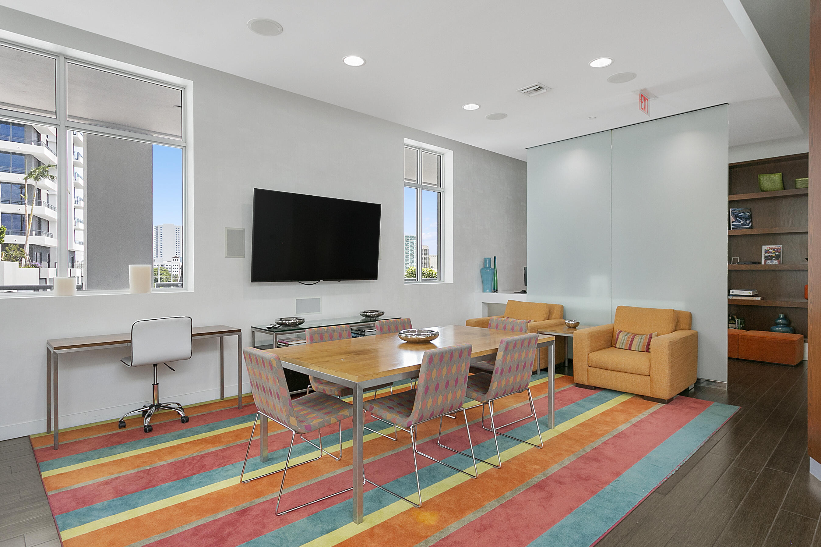 300 S Australian Avenue 1007