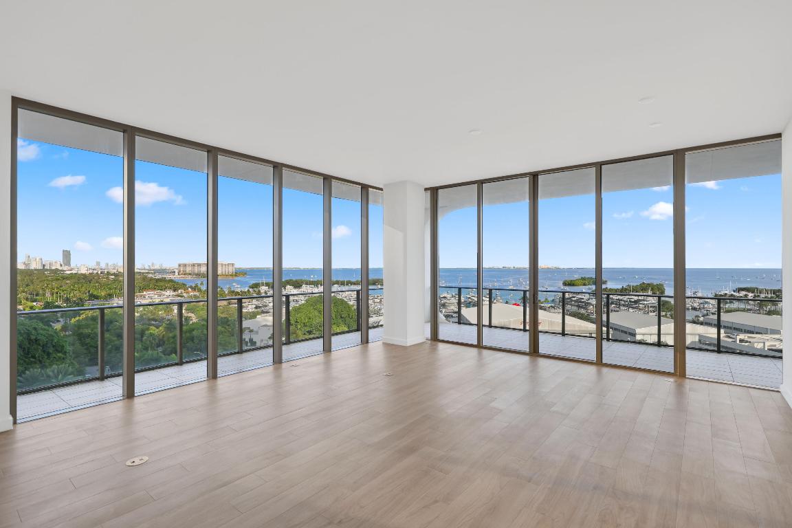 2655 S Bayshore Drive 902