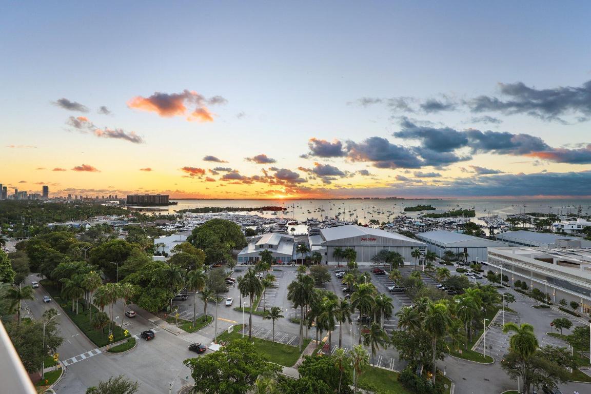 2655 S Bayshore Drive 902