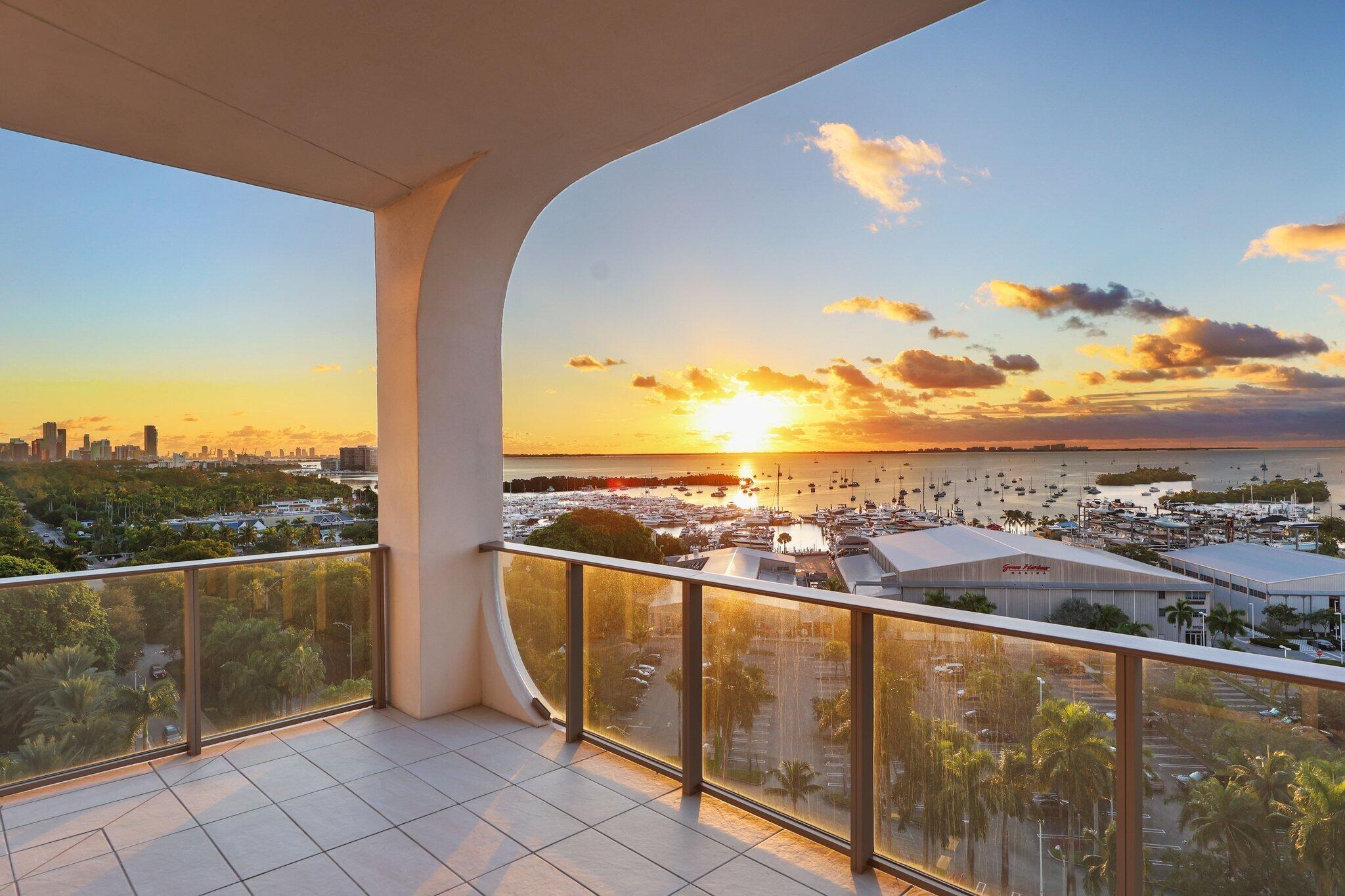 2655 S Bayshore Drive 902