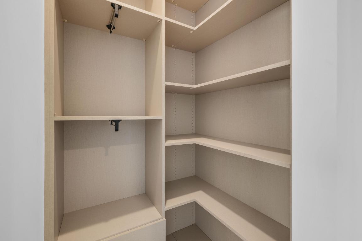 2655 S Bayshore Drive 902