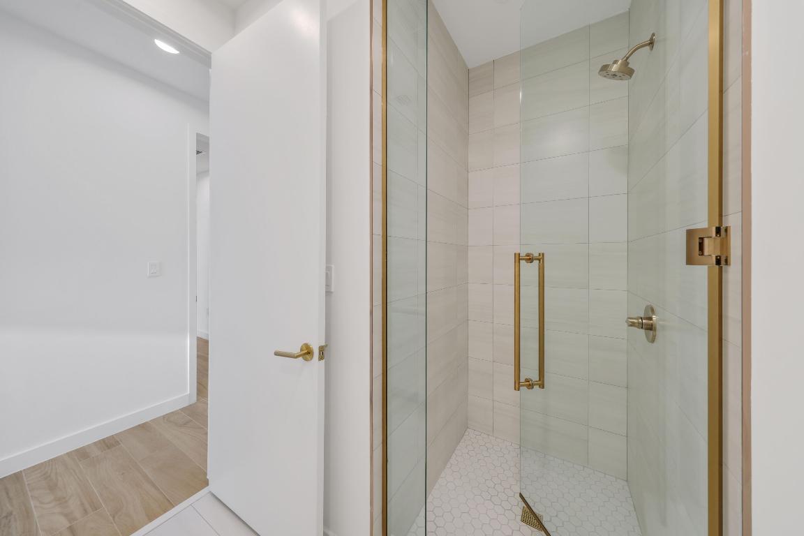 2655 S Bayshore Drive 902