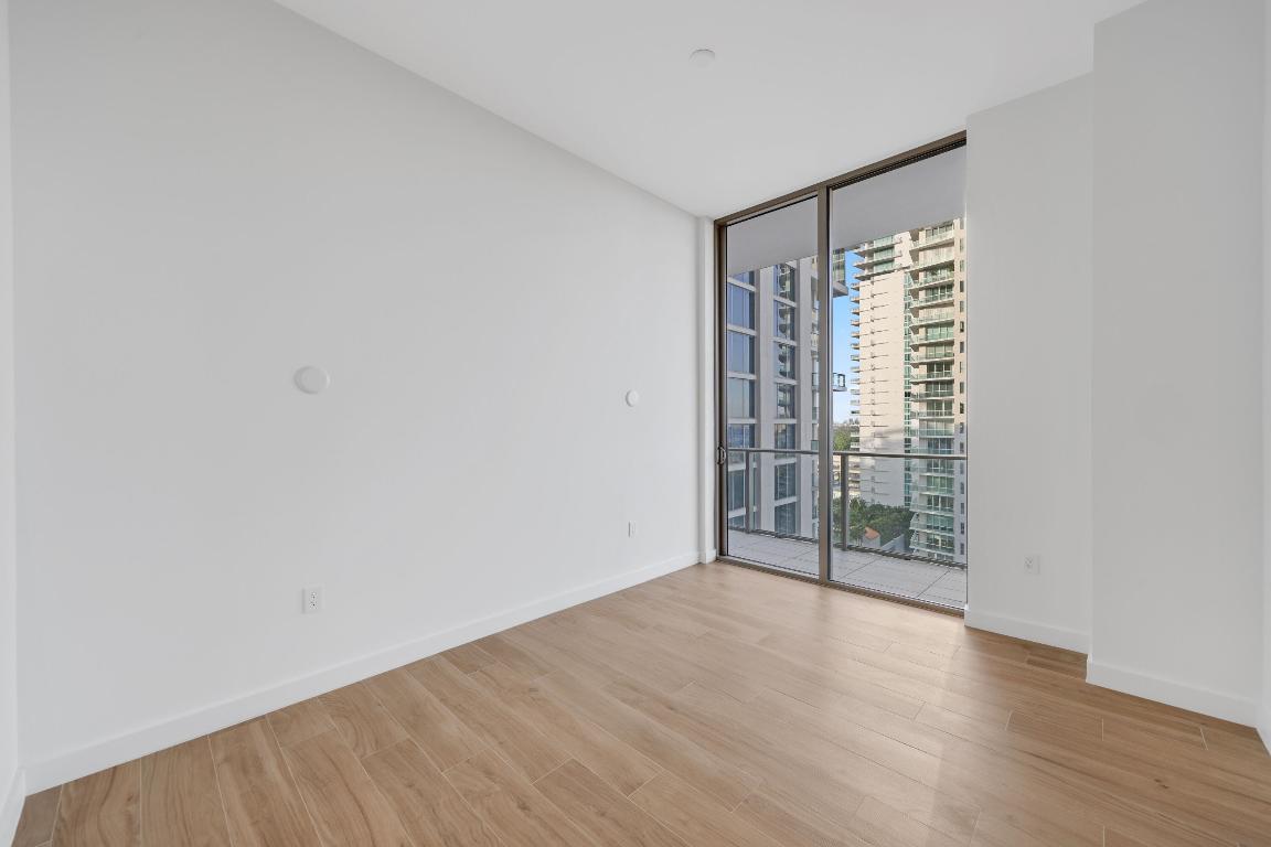 2655 S Bayshore Drive 902