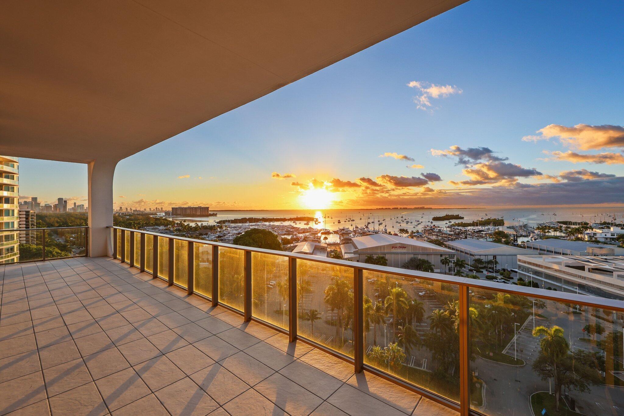 2655 S Bayshore Drive 902