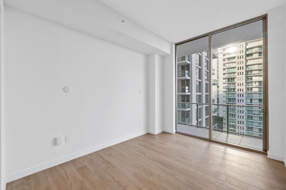 2655 S Bayshore Drive 902