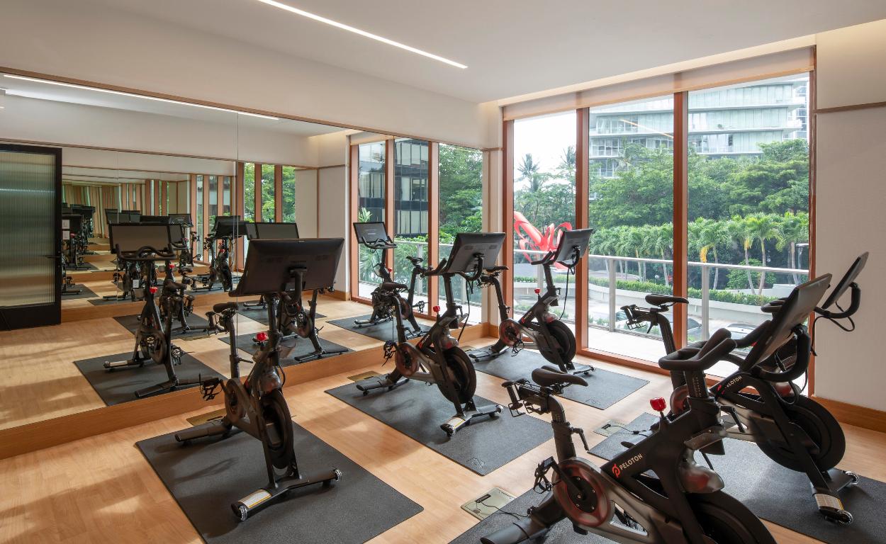 2655 S Bayshore Drive 902