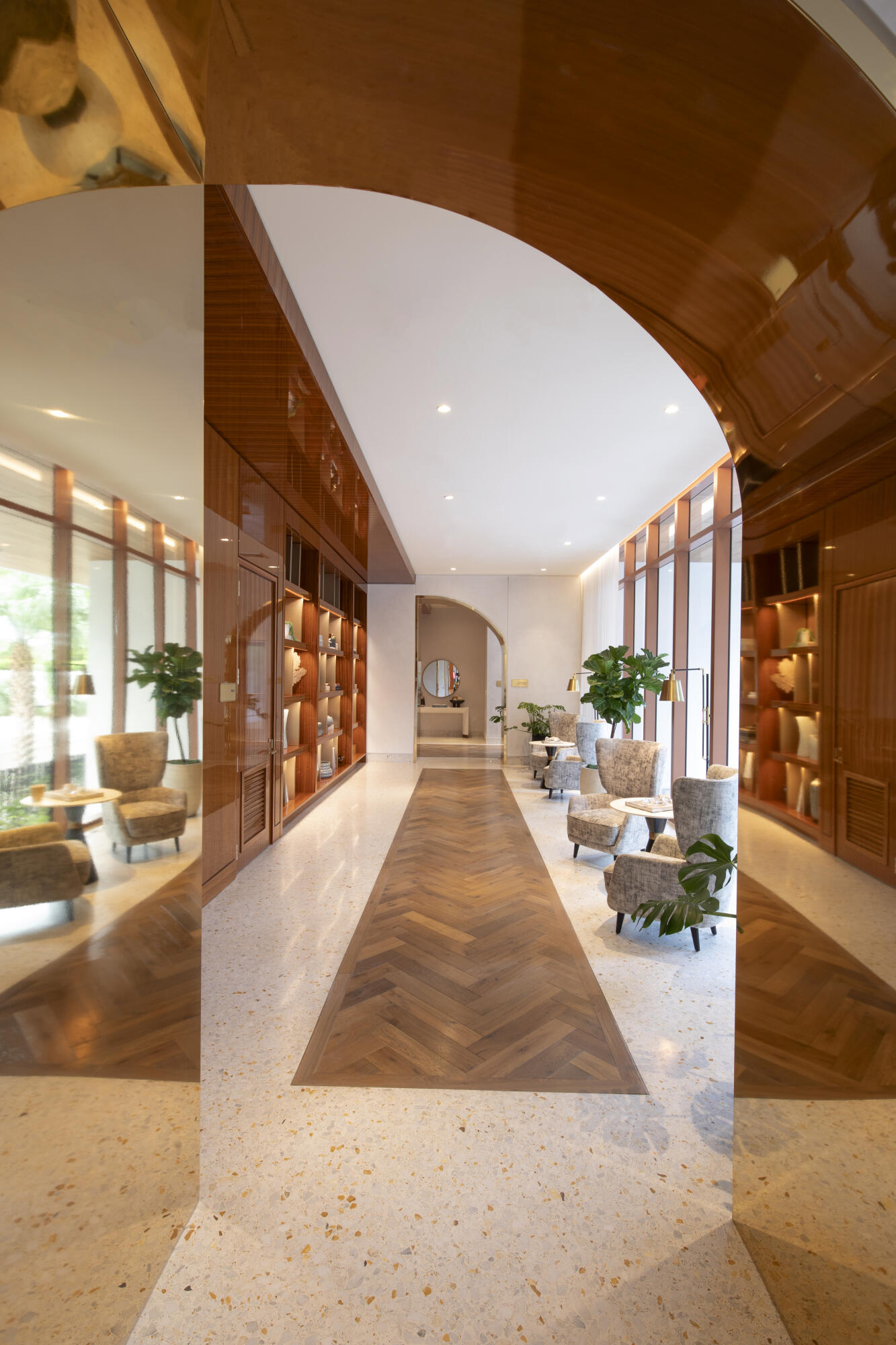 2655 S Bayshore Drive 902