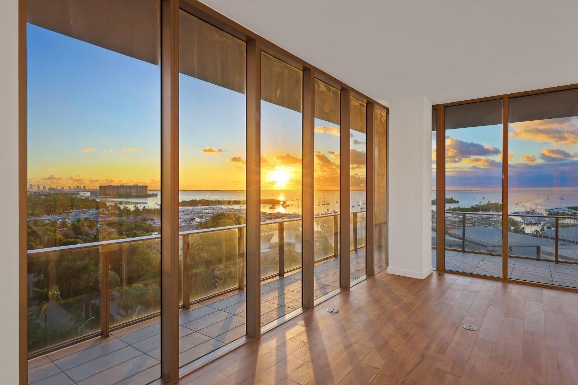 2655 S Bayshore Drive 902