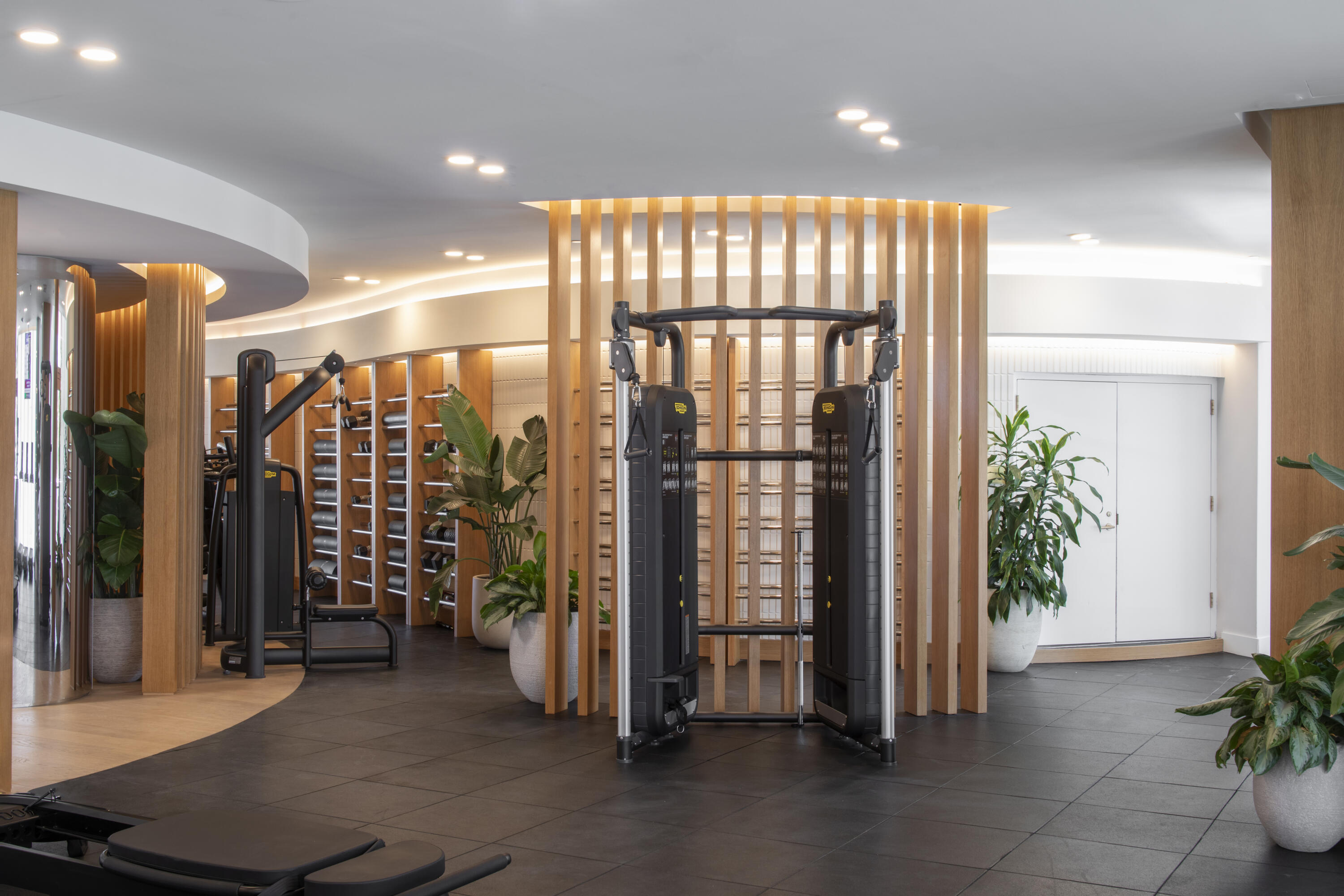 2655 S Bayshore Drive 902