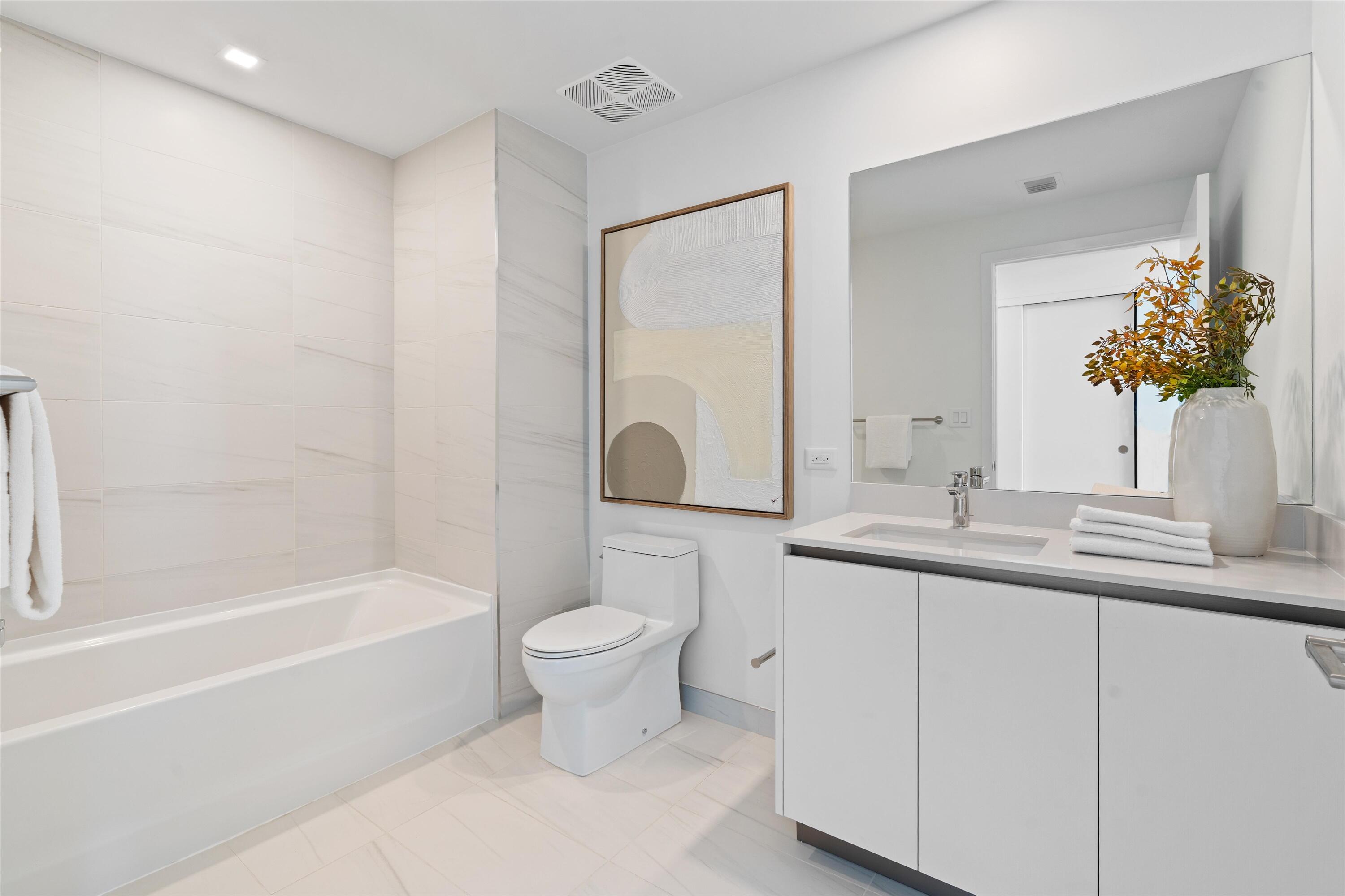 900 N Ocean Boulevard Uph03