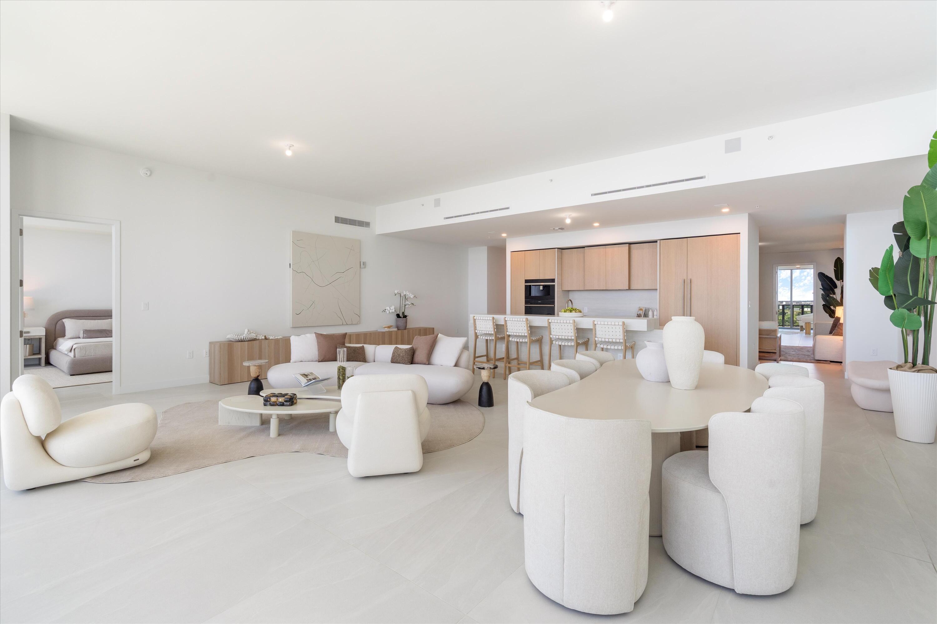 900 N Ocean Boulevard Uph03