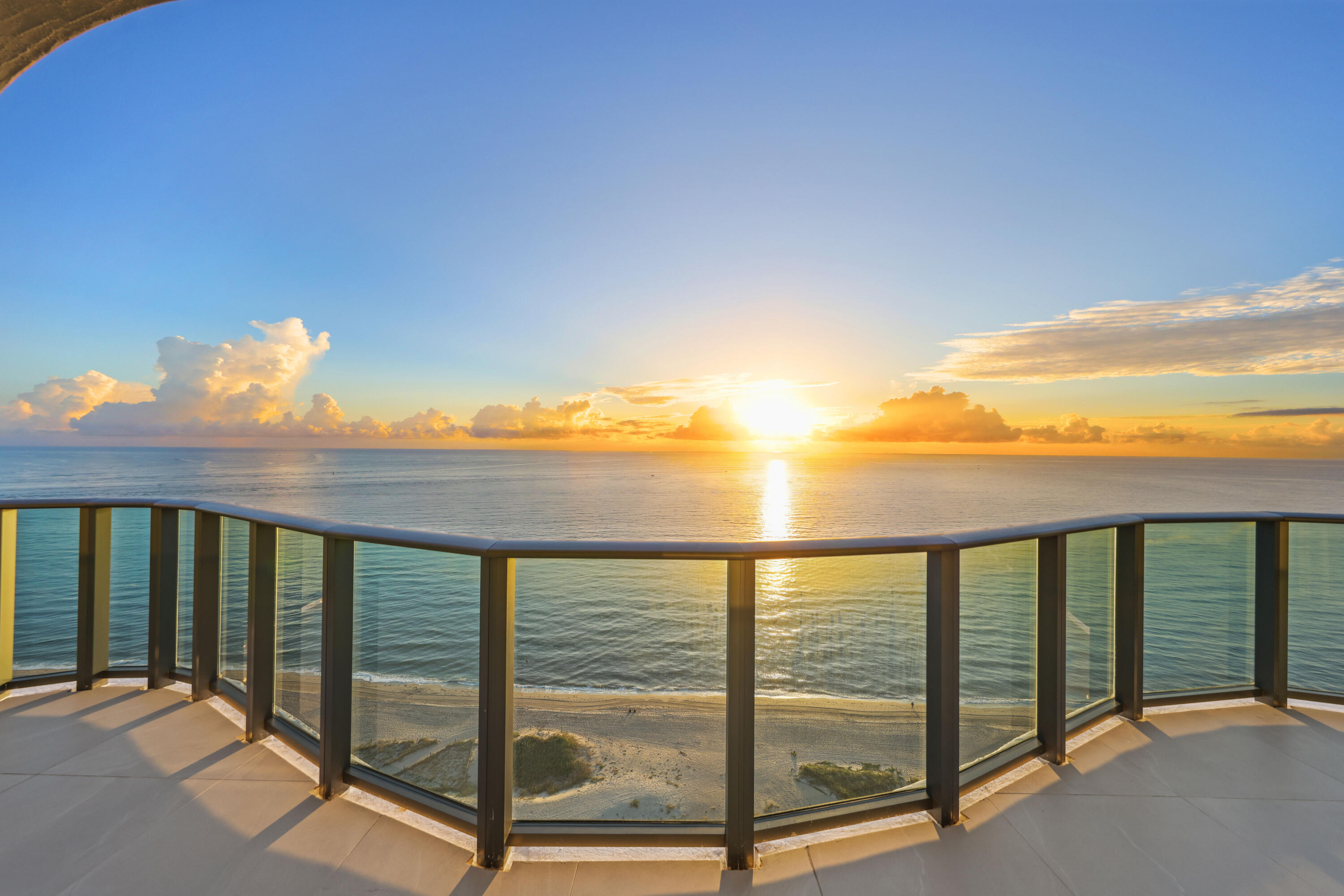 900 N Ocean Boulevard Uph03