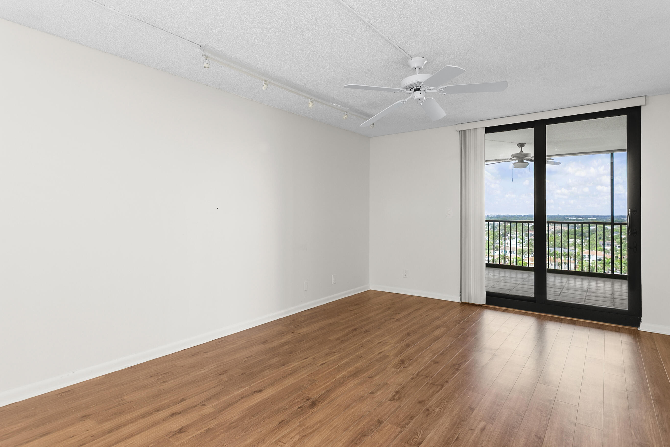 3420 S Ocean Boulevard 15u