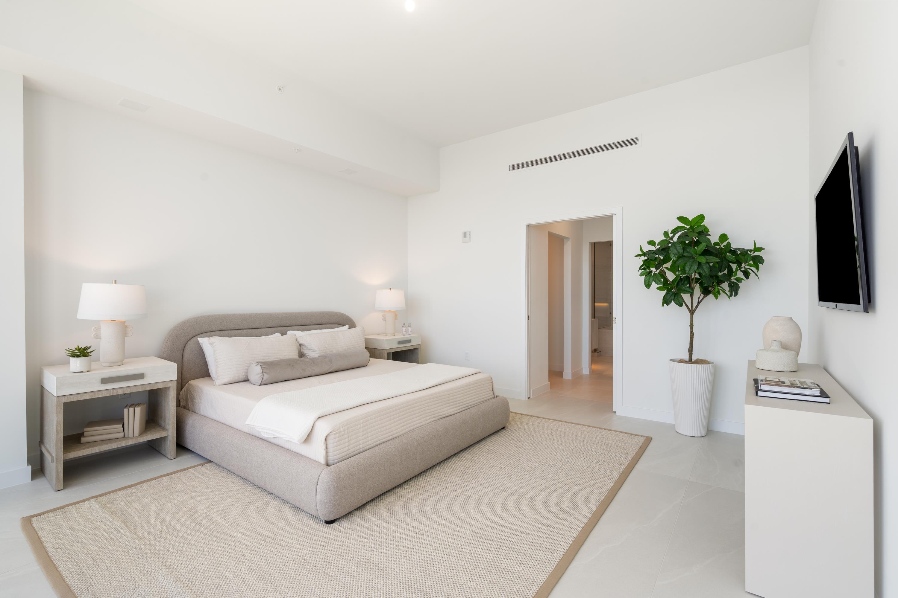 900 N Ocean Boulevard Uph03