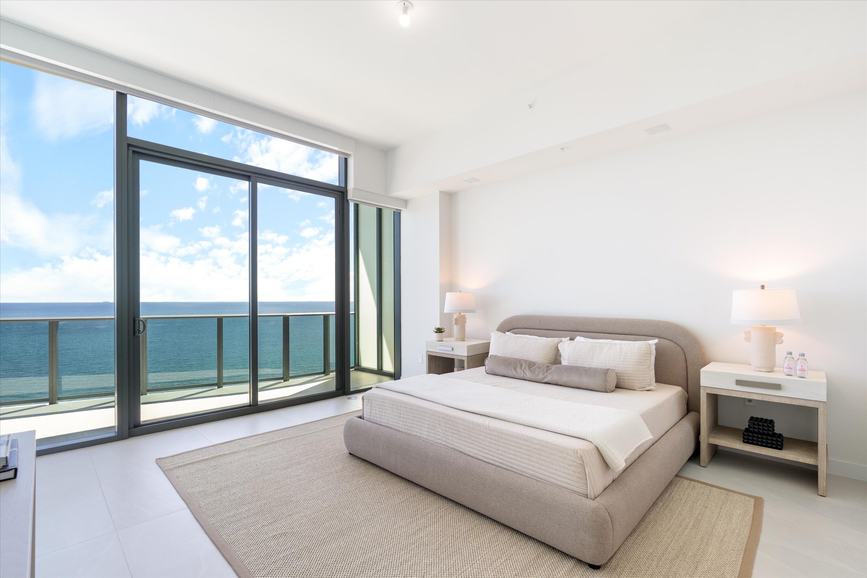 900 N Ocean Boulevard Uph03