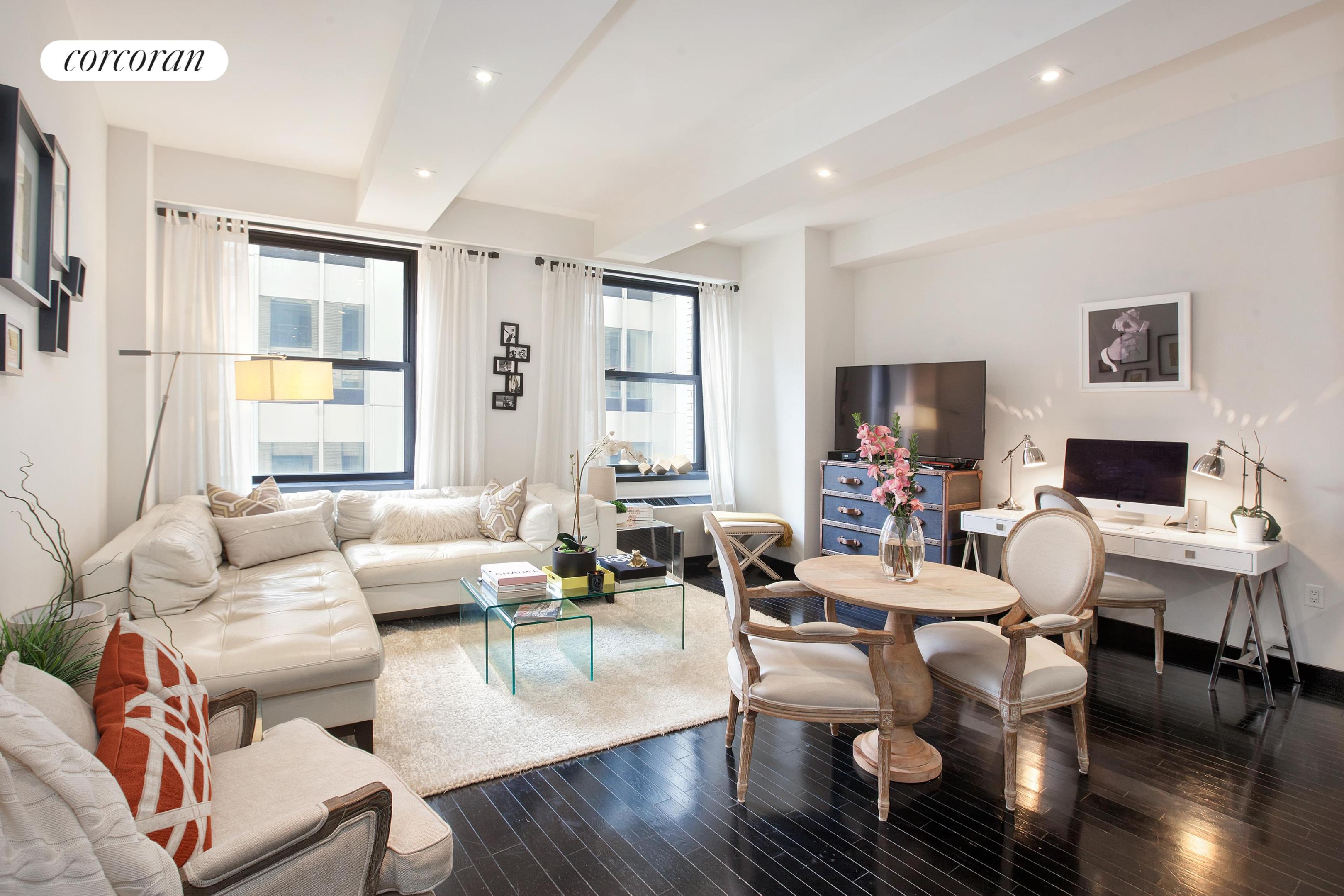 20 PINE Street 1715
