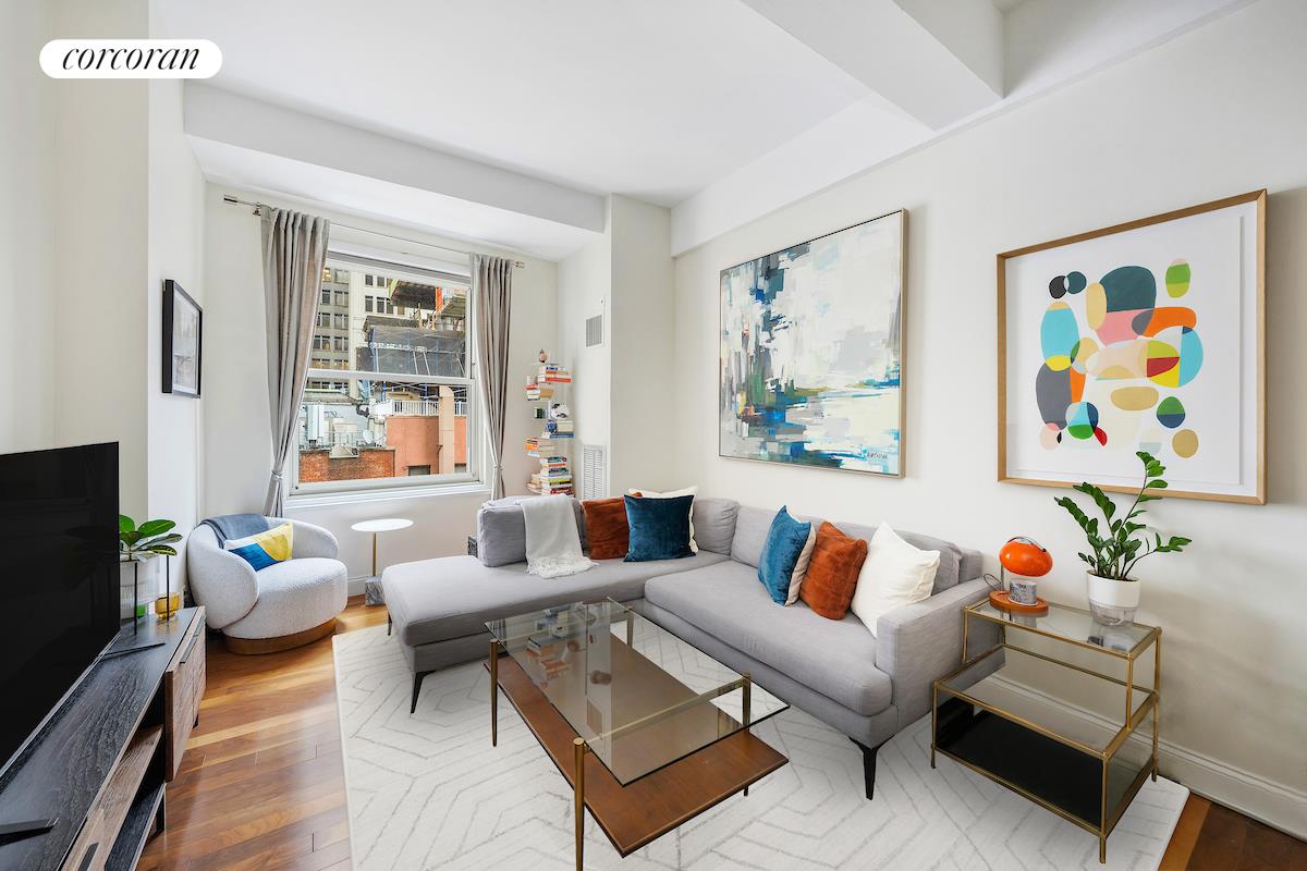 88 GREENWICH Street 807