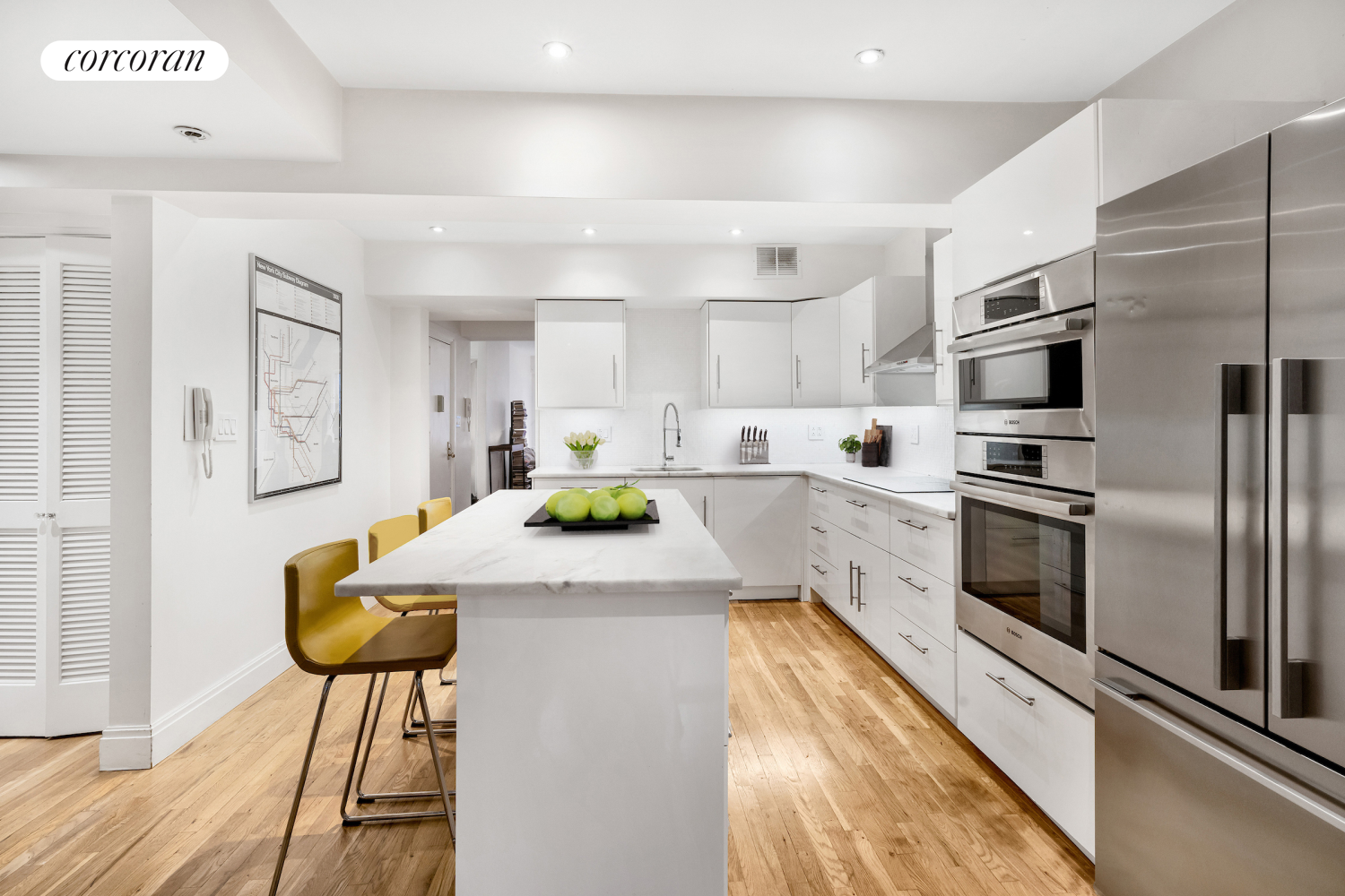 260 W 22ND Street 2