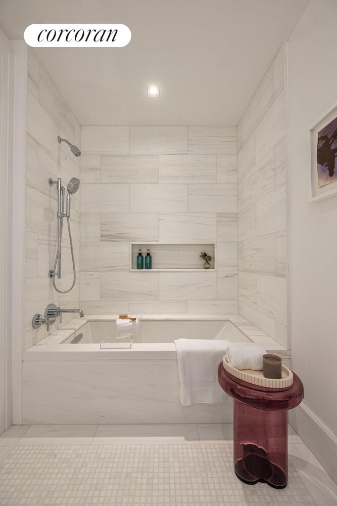 16 5TH Avenue 15