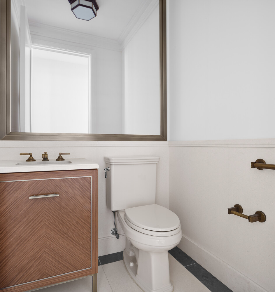 100 BARCLAY Street 16A