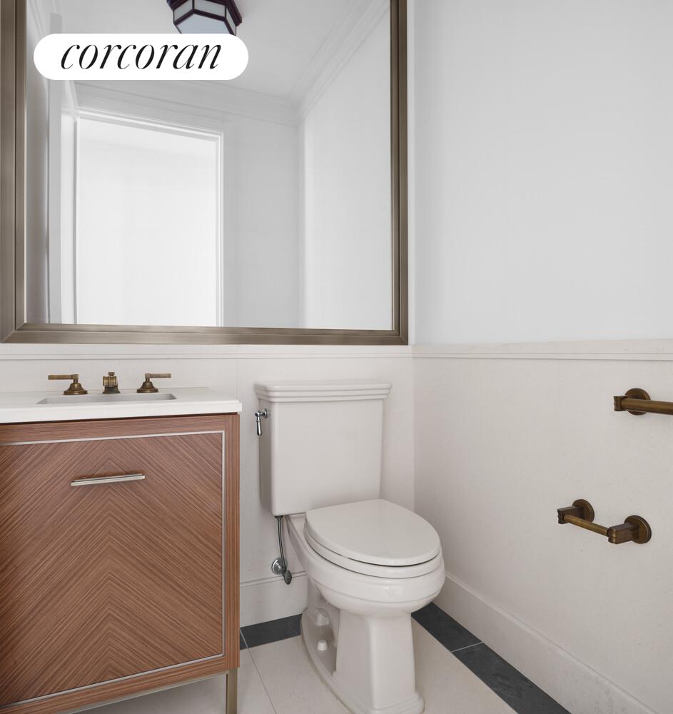 100 BARCLAY Street 16A