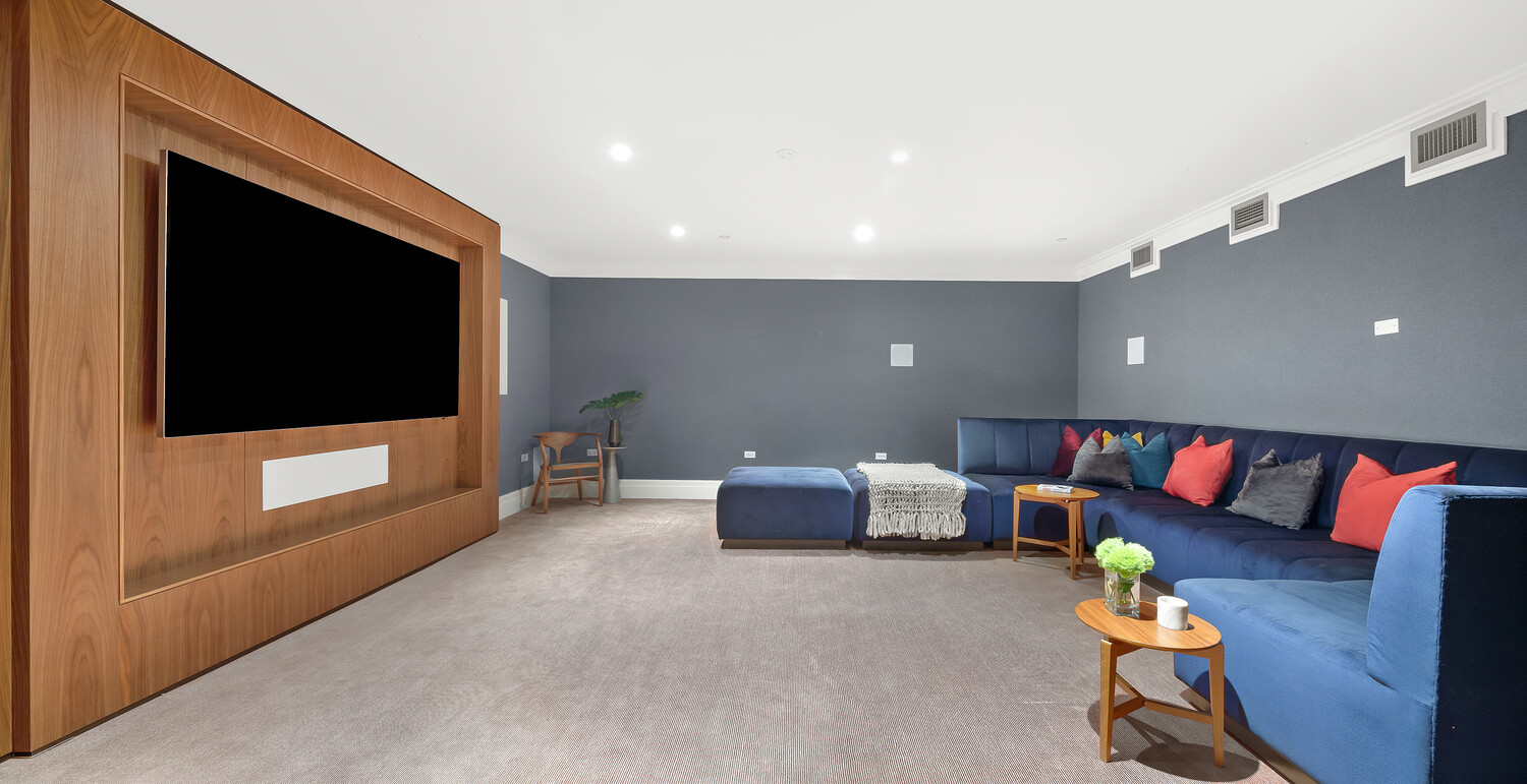 100 BARCLAY Street 16A