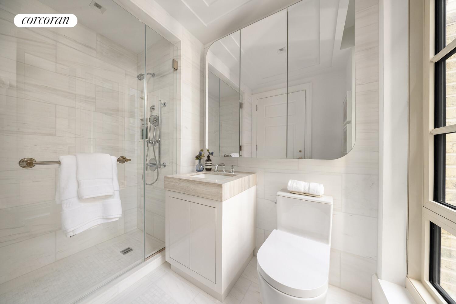 16 5TH Avenue 3