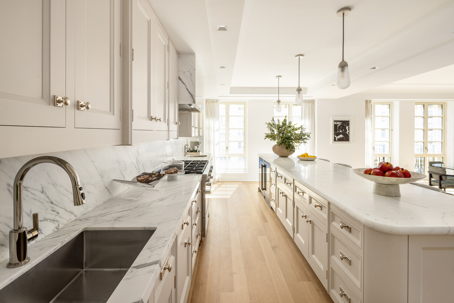 16 5TH Avenue 3